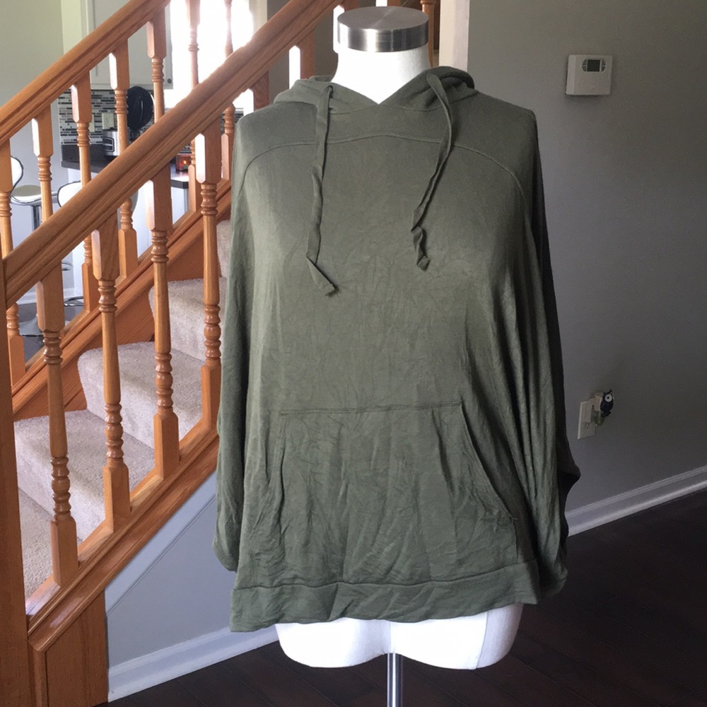 Lou & Grey Sweatshirt